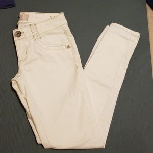 White Women's Junior's Jeans